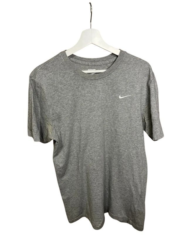 Nike Grey T-Shirt #B3